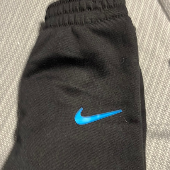 Nike Casual kids Joggers NWts!! Sz 24 months . BNWTS!! - Picture 1 of 2